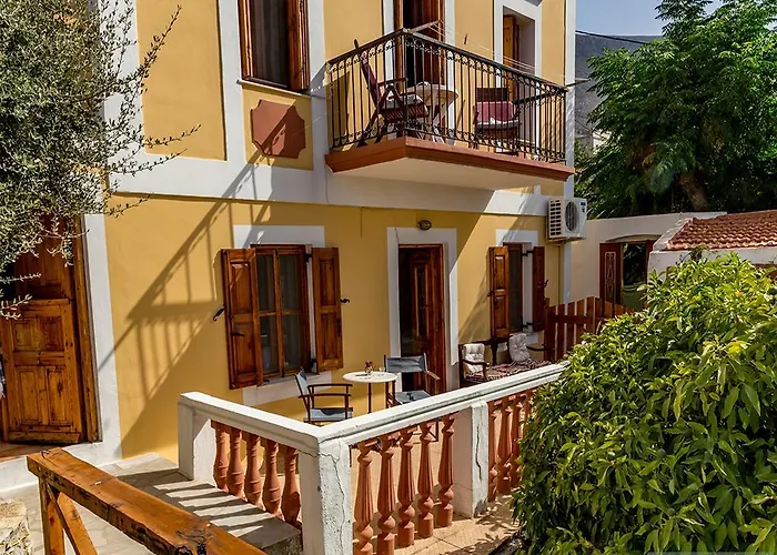 Fotinis شقة سيمي